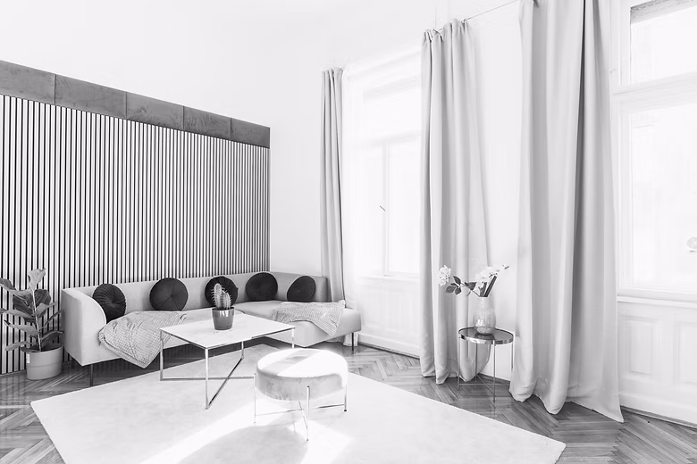 Podmaniczky Street 69